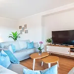 Privilege Dalia With Rooftop Pool, Village Marina - شقة