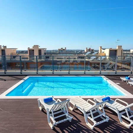 Privilege Dalia With Rooftop Pool, Village Marina - * Olhão