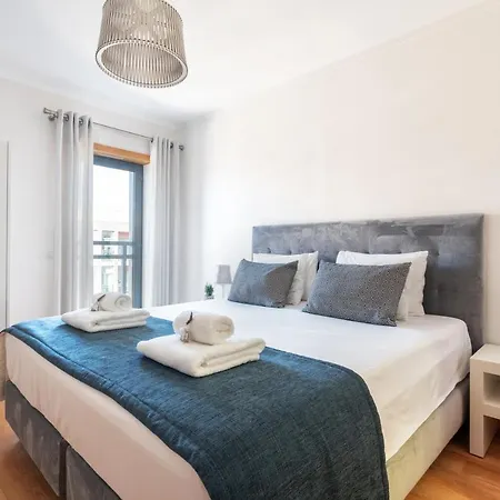 Apartamento Privilege Dalia With Rooftop Pool, Village Marina - *