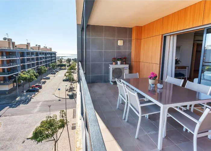 Privilege Dalia With Rooftop Pool, Village Marina -