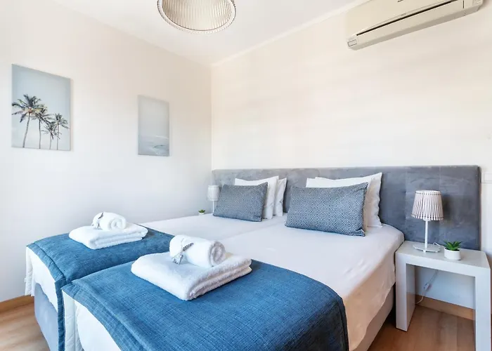 Privilege Dalia With Rooftop Pool, Village Marina -